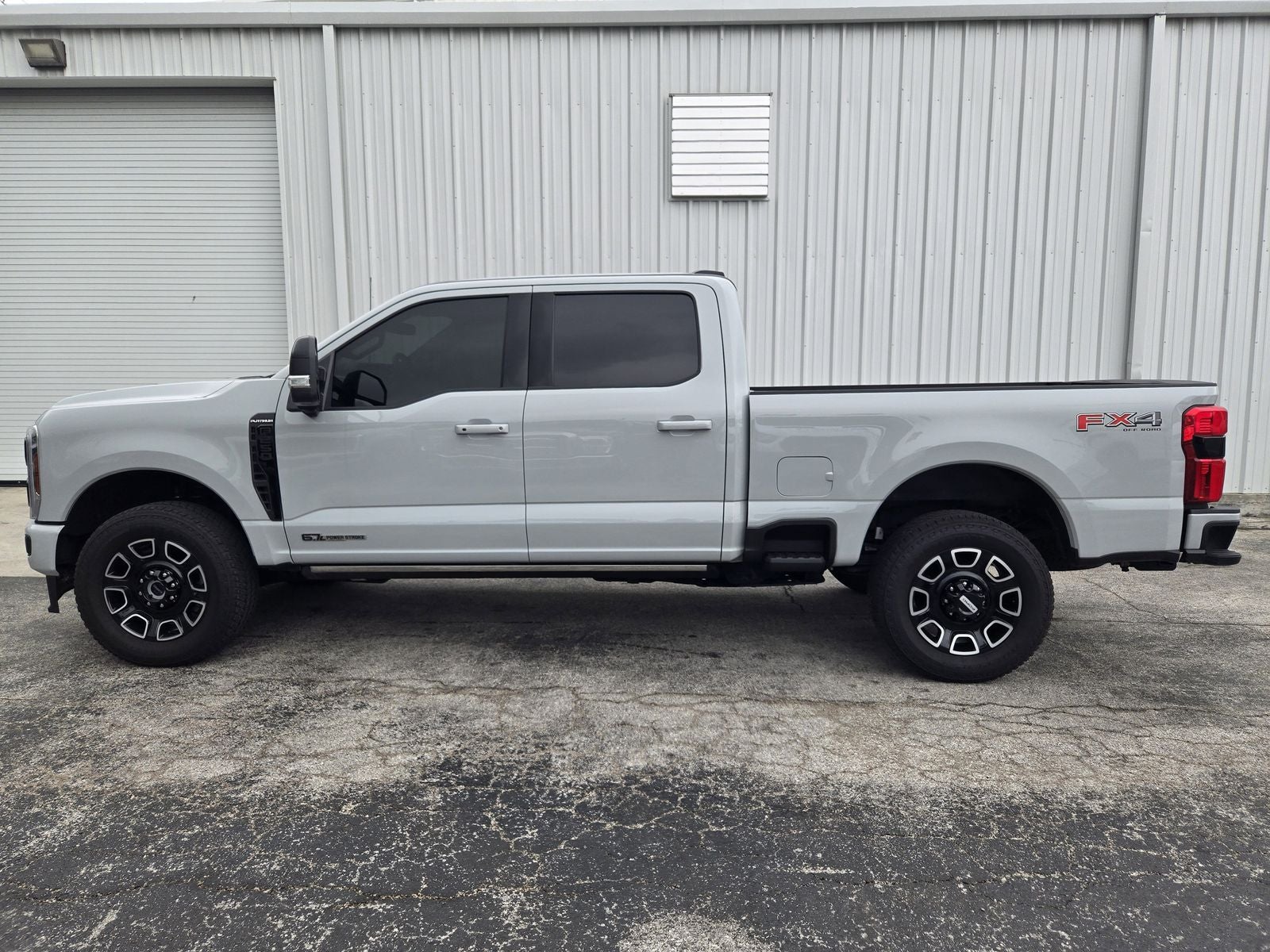 2025 Ford F-250SD Platinum
