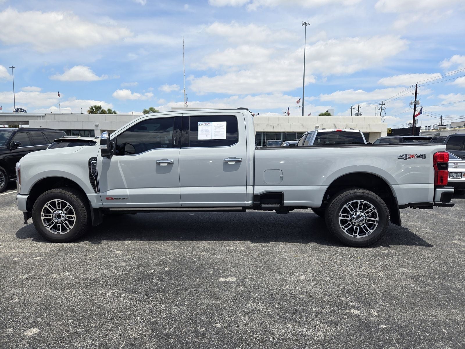 2026 Ford F-350SD Platinum