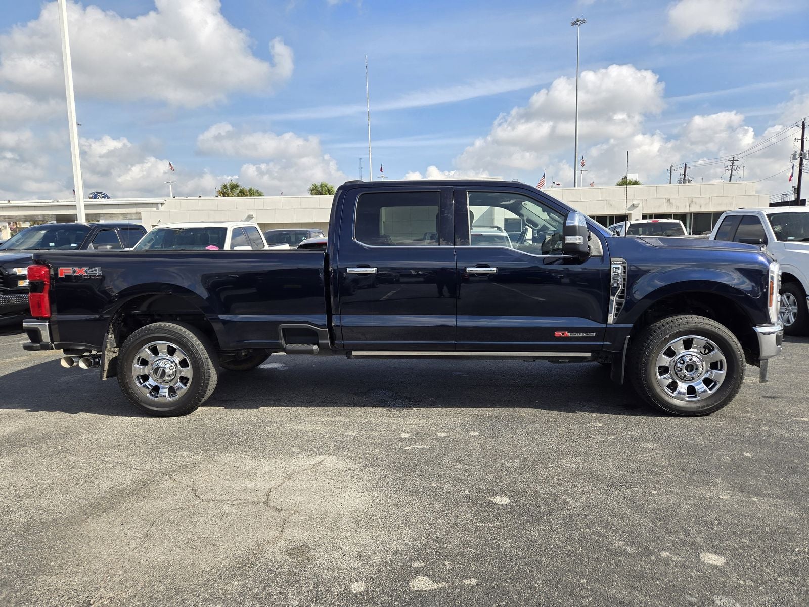 2024 Ford F-350SD Lariat