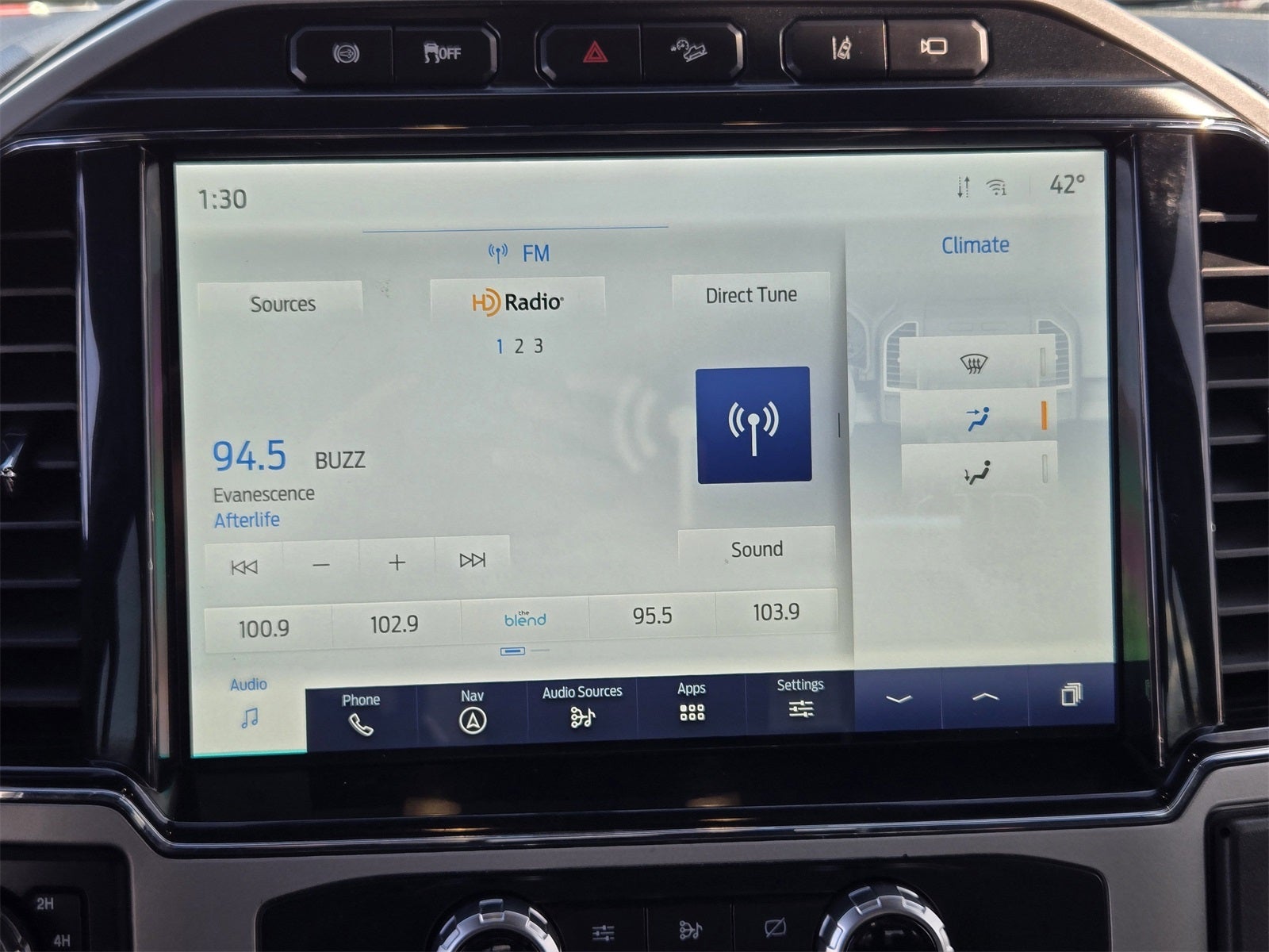 2022 Ford F-350SD Lariat