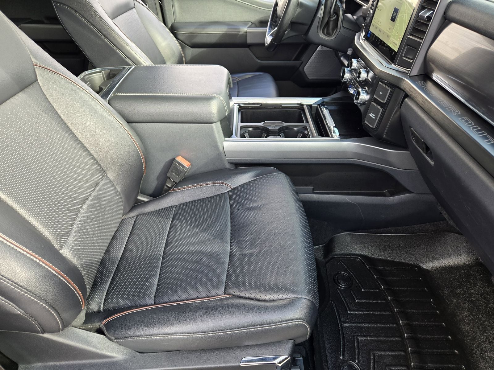 2023 Ford F-350SD Lariat