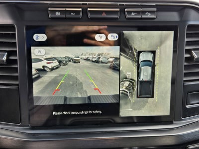 2023 Ford F-350SD Lariat