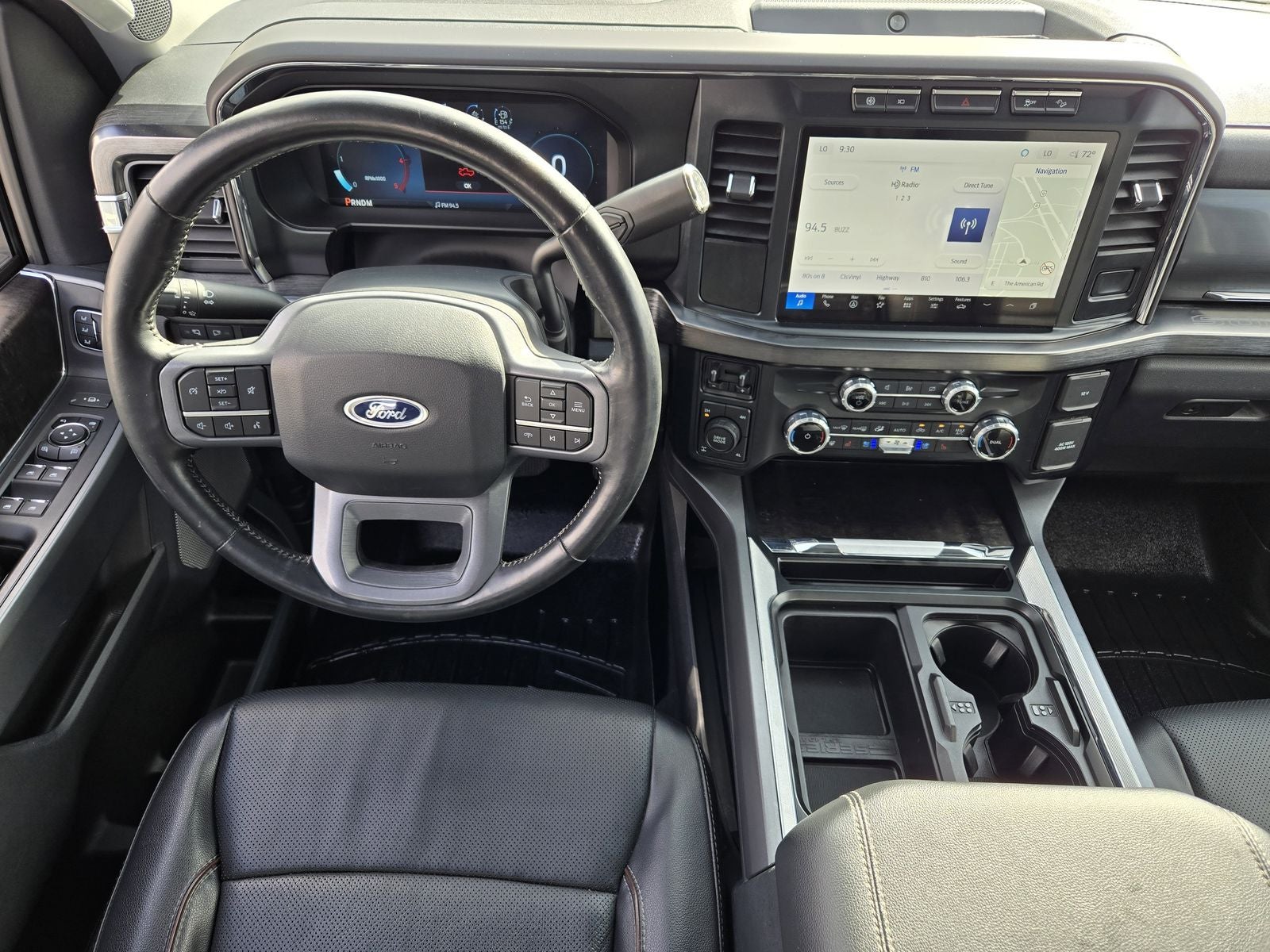 2023 Ford F-350SD Lariat