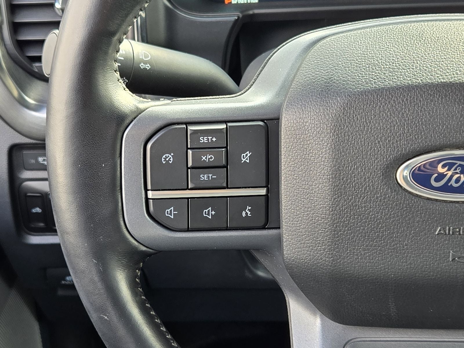 2023 Ford F-350SD Lariat