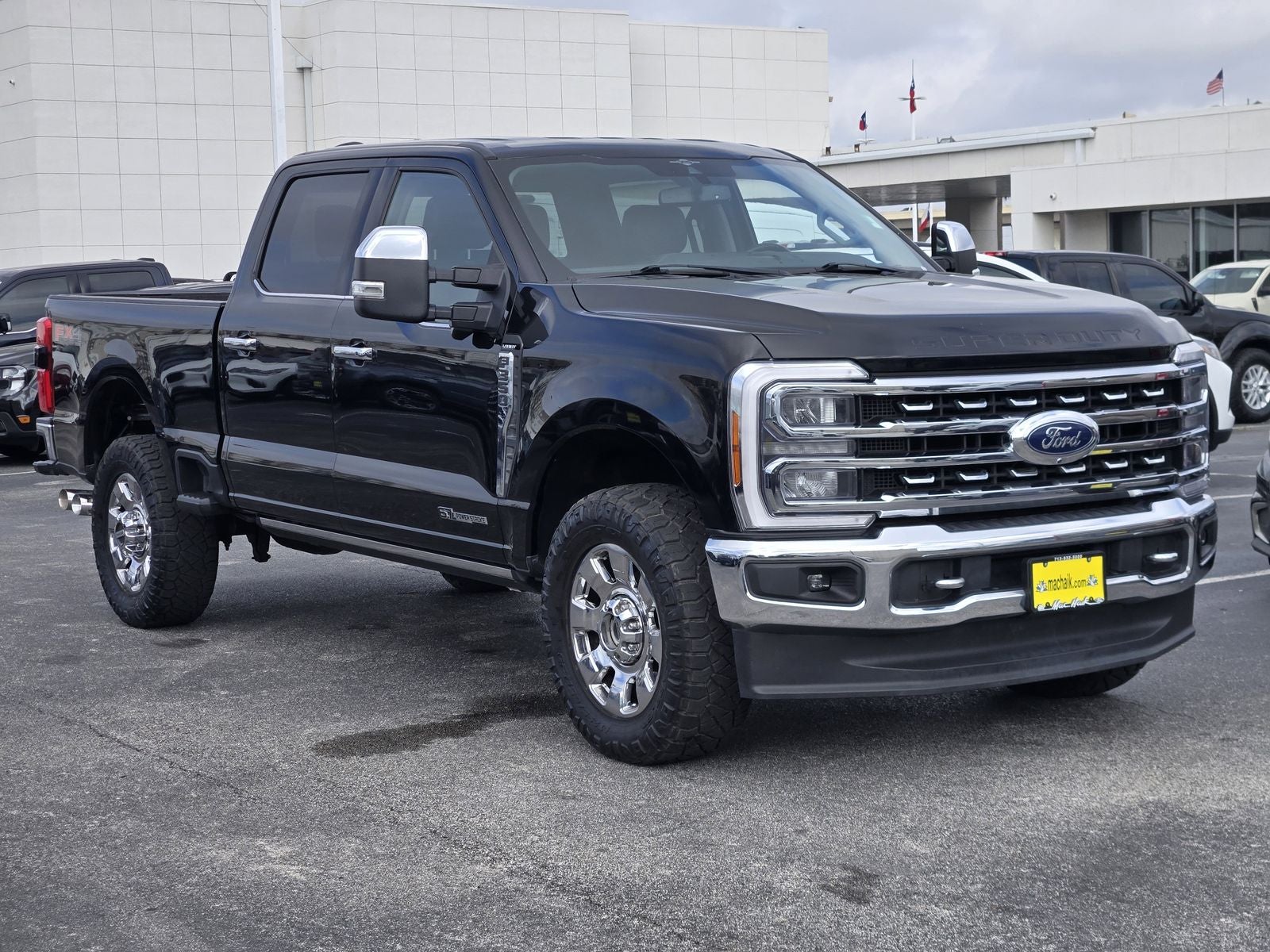 2023 Ford F-350SD Lariat