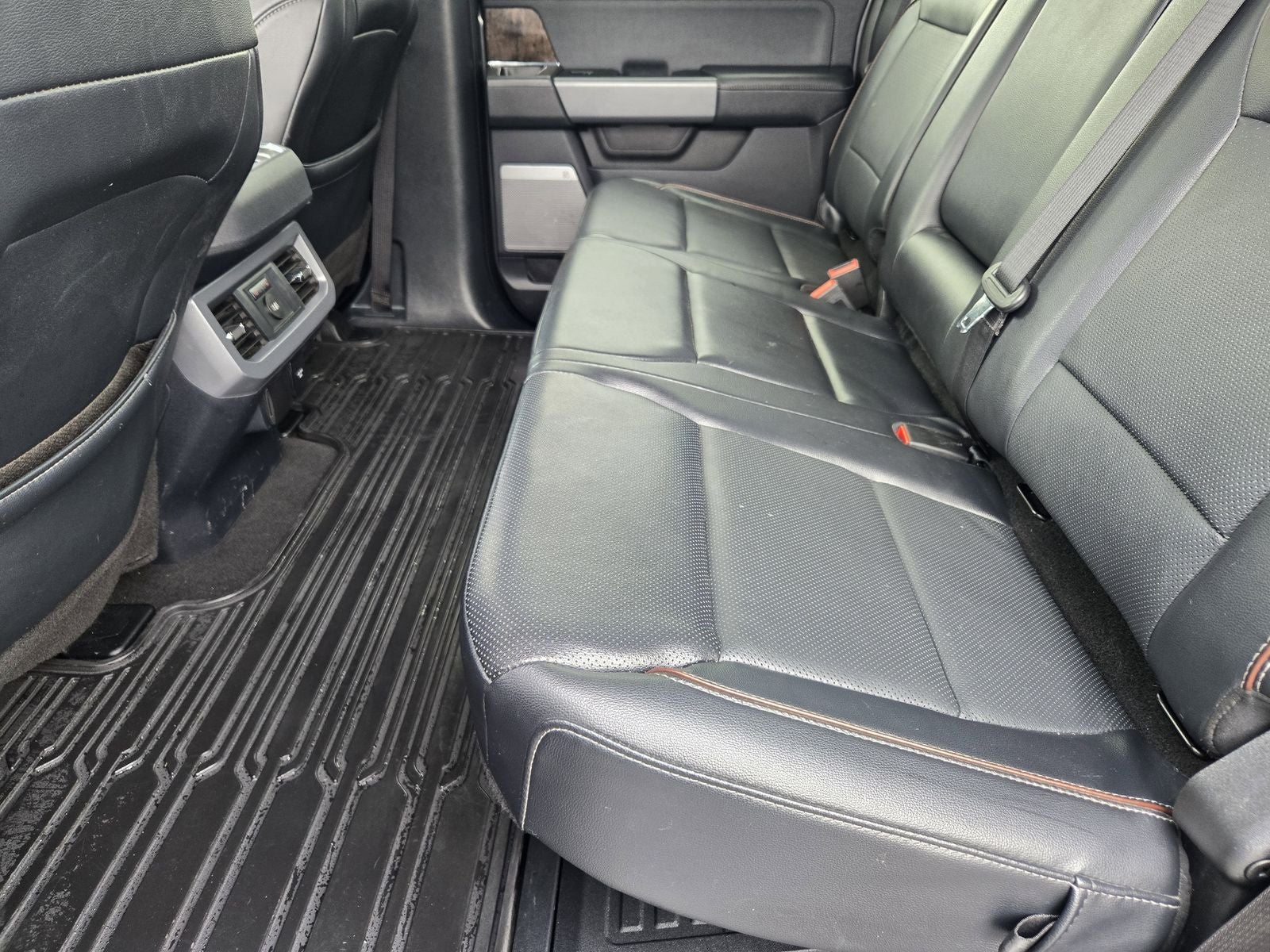 2024 Ford F-350SD Lariat