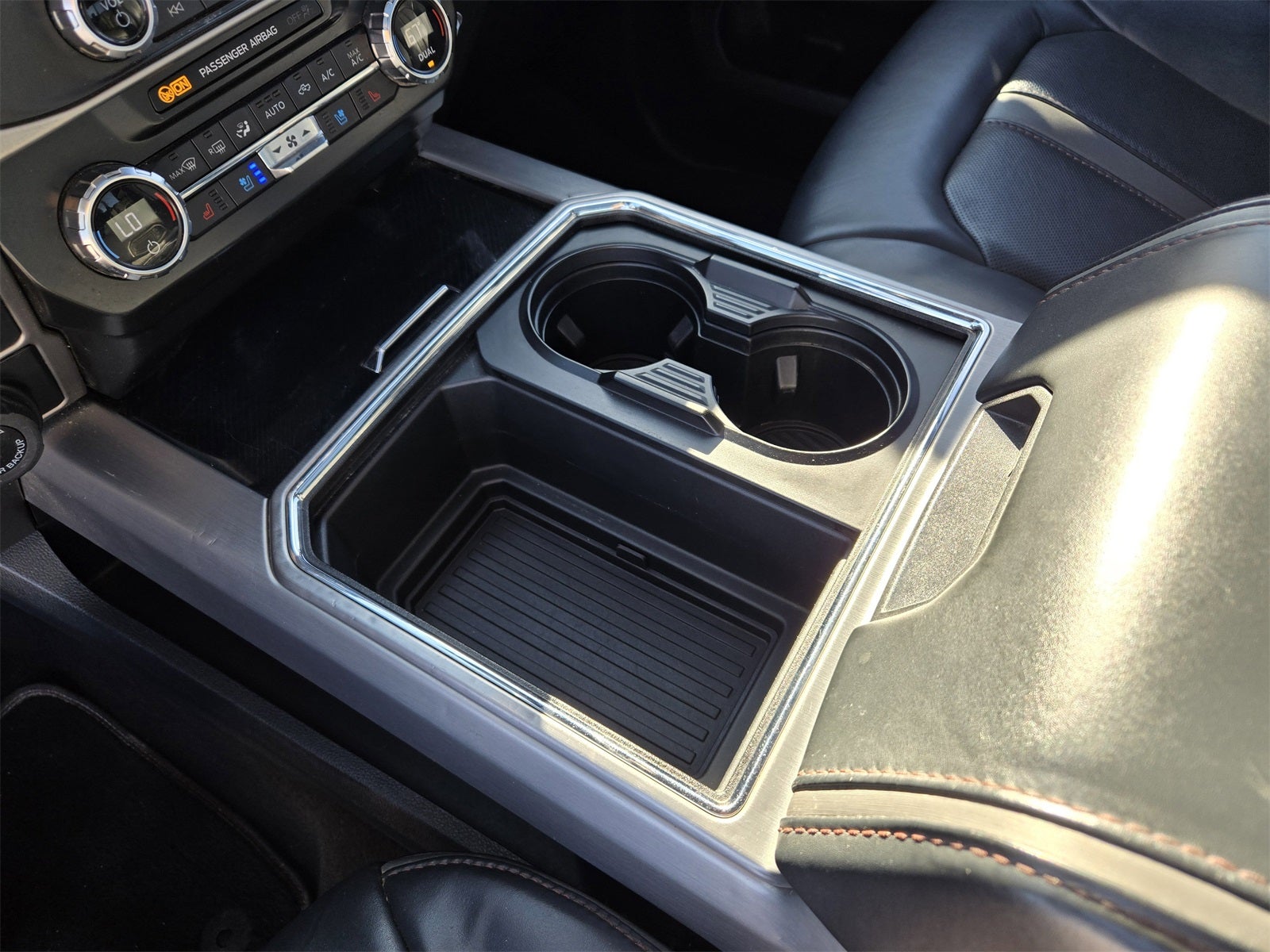 2022 Ford F-350SD Platinum