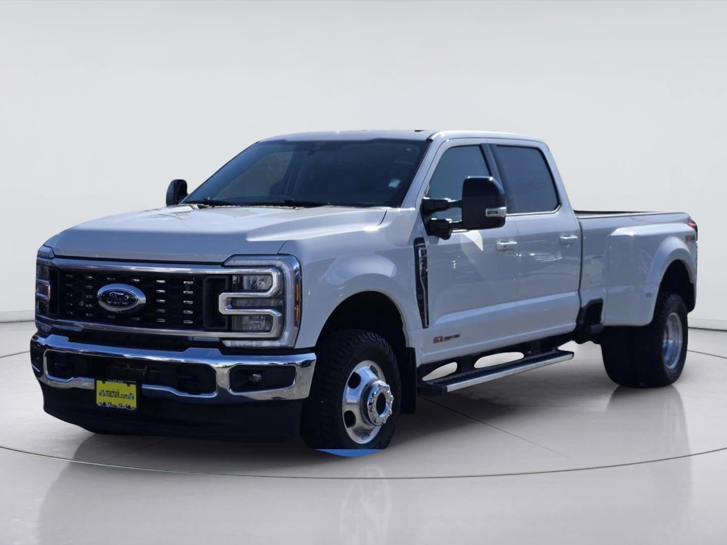 2026 Ford Super Duty F-350 DRW Lariat