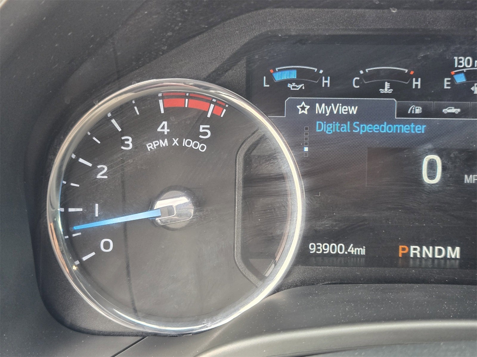 2022 Ford F-350SD Lariat DRW