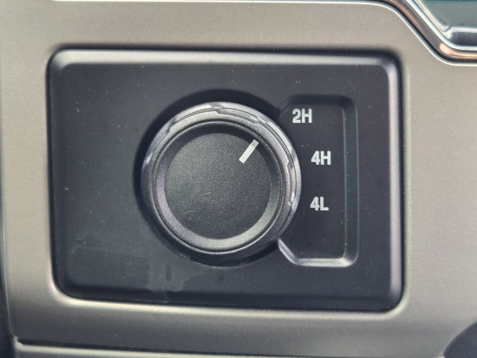 2022 Ford F-350SD Lariat DRW