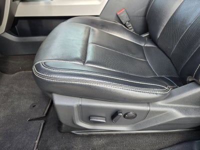 2022 Ford F-350SD Lariat DRW