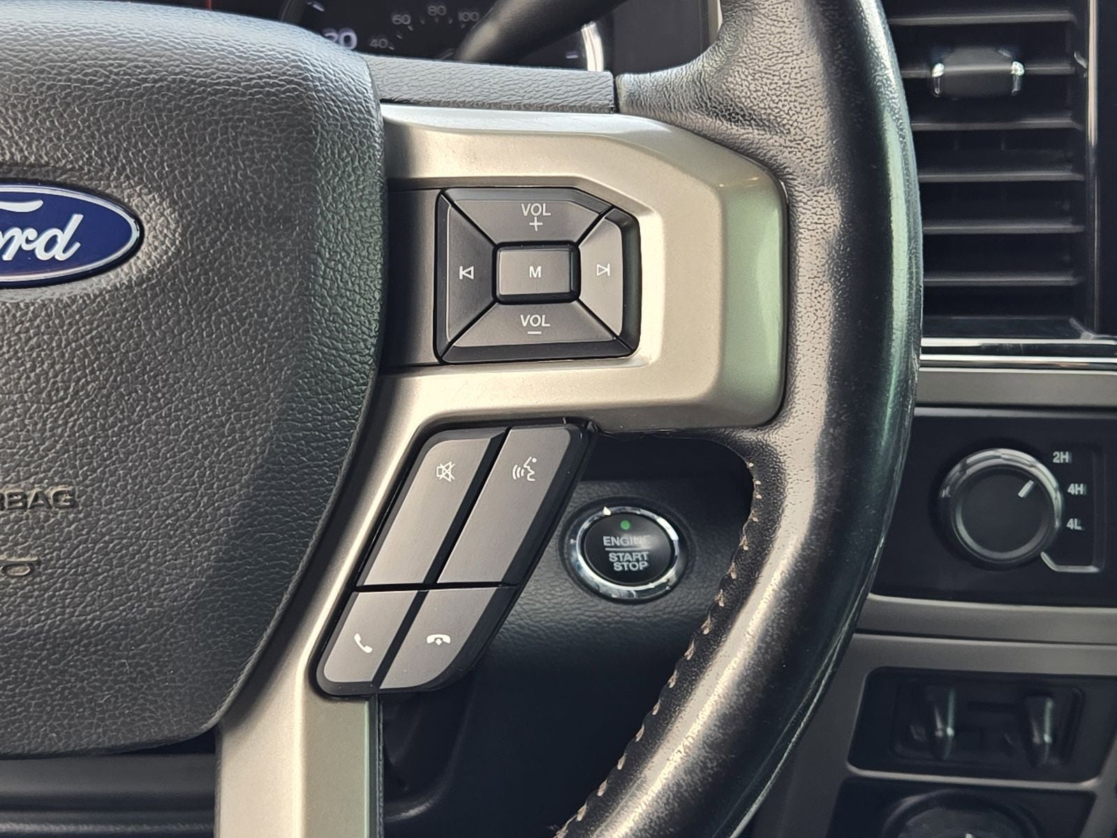 2022 Ford F-350SD Lariat DRW