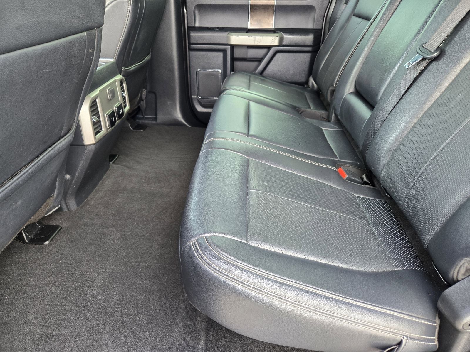 2022 Ford F-350SD Lariat DRW