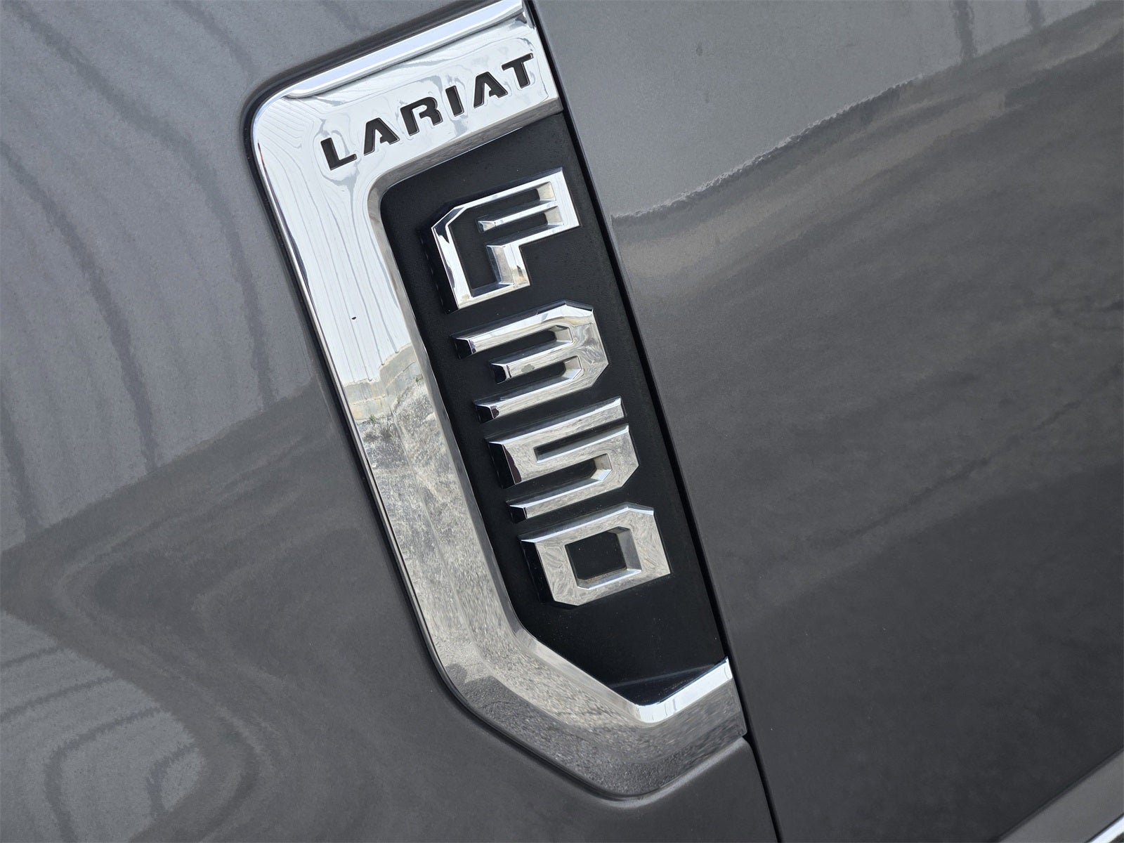 2022 Ford F-350SD Lariat DRW