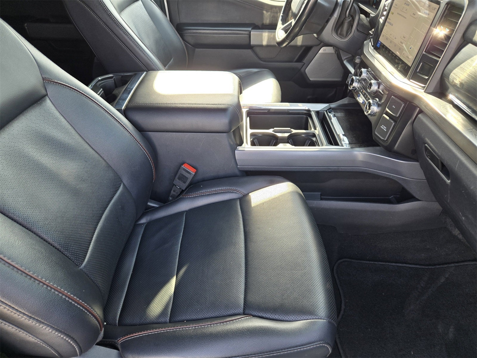 2024 Ford F-350SD Lariat DRW