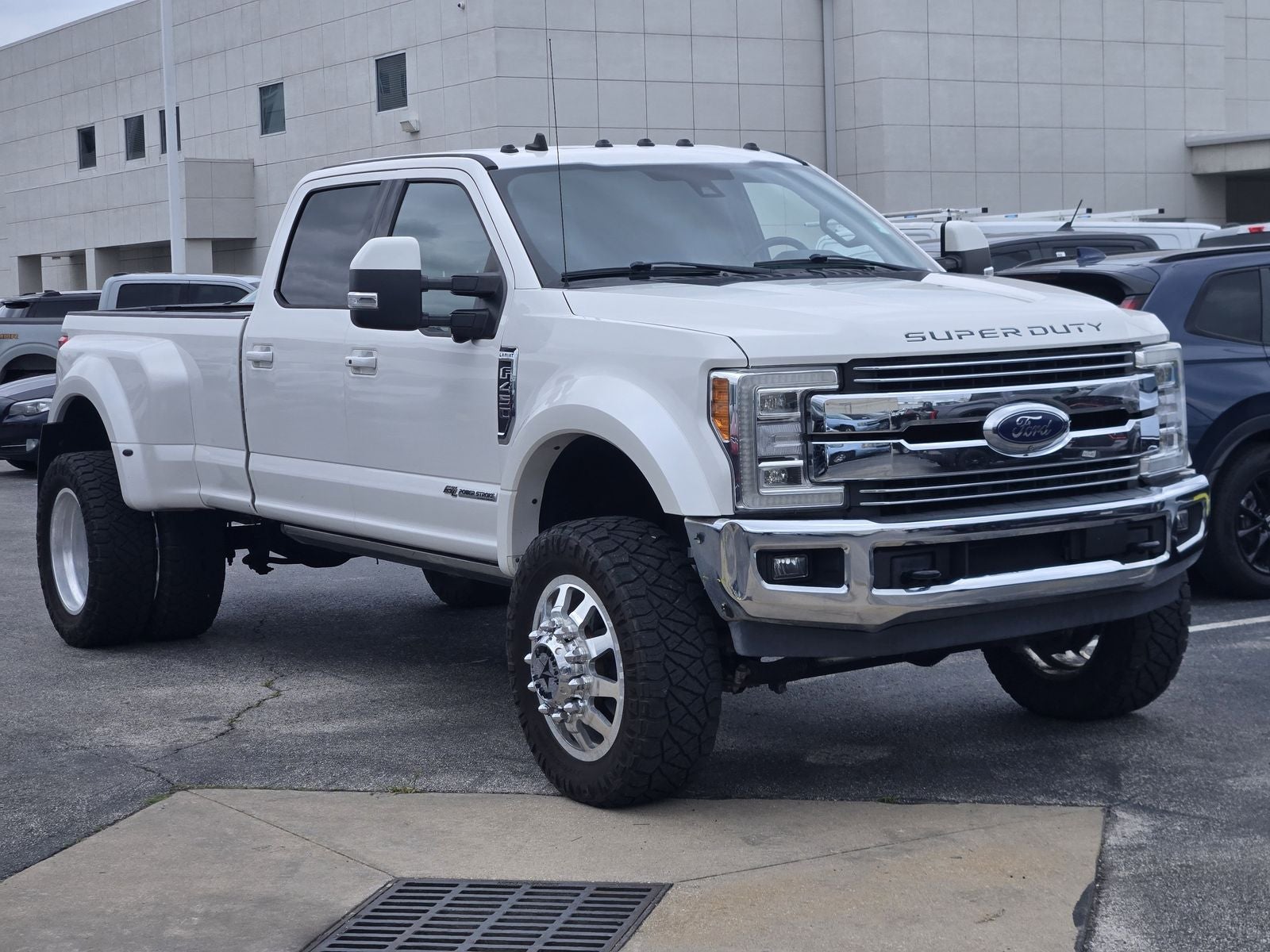 2019 Ford F-450SD Lariat DRW