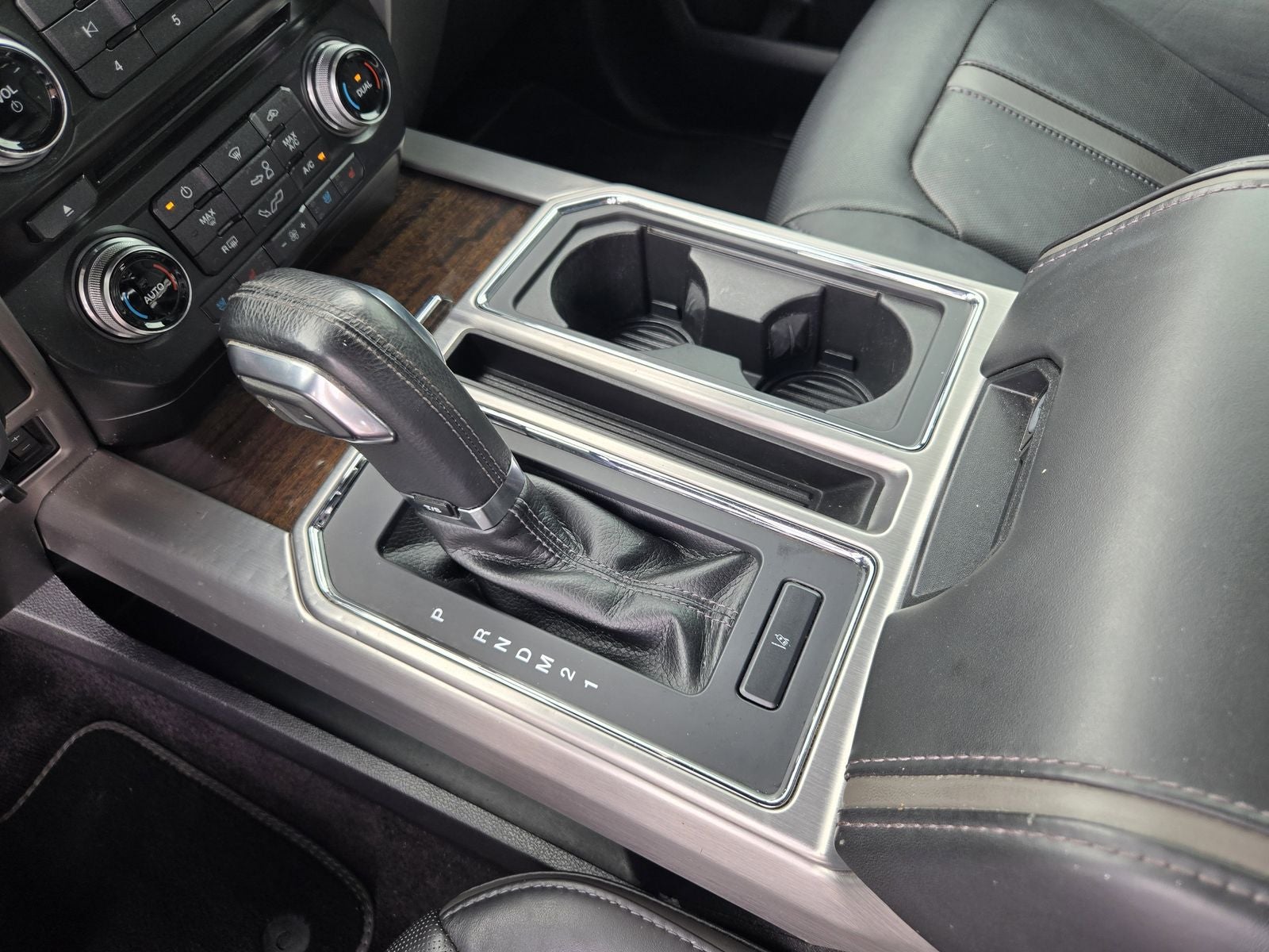 2016 Ford F-150 Platinum