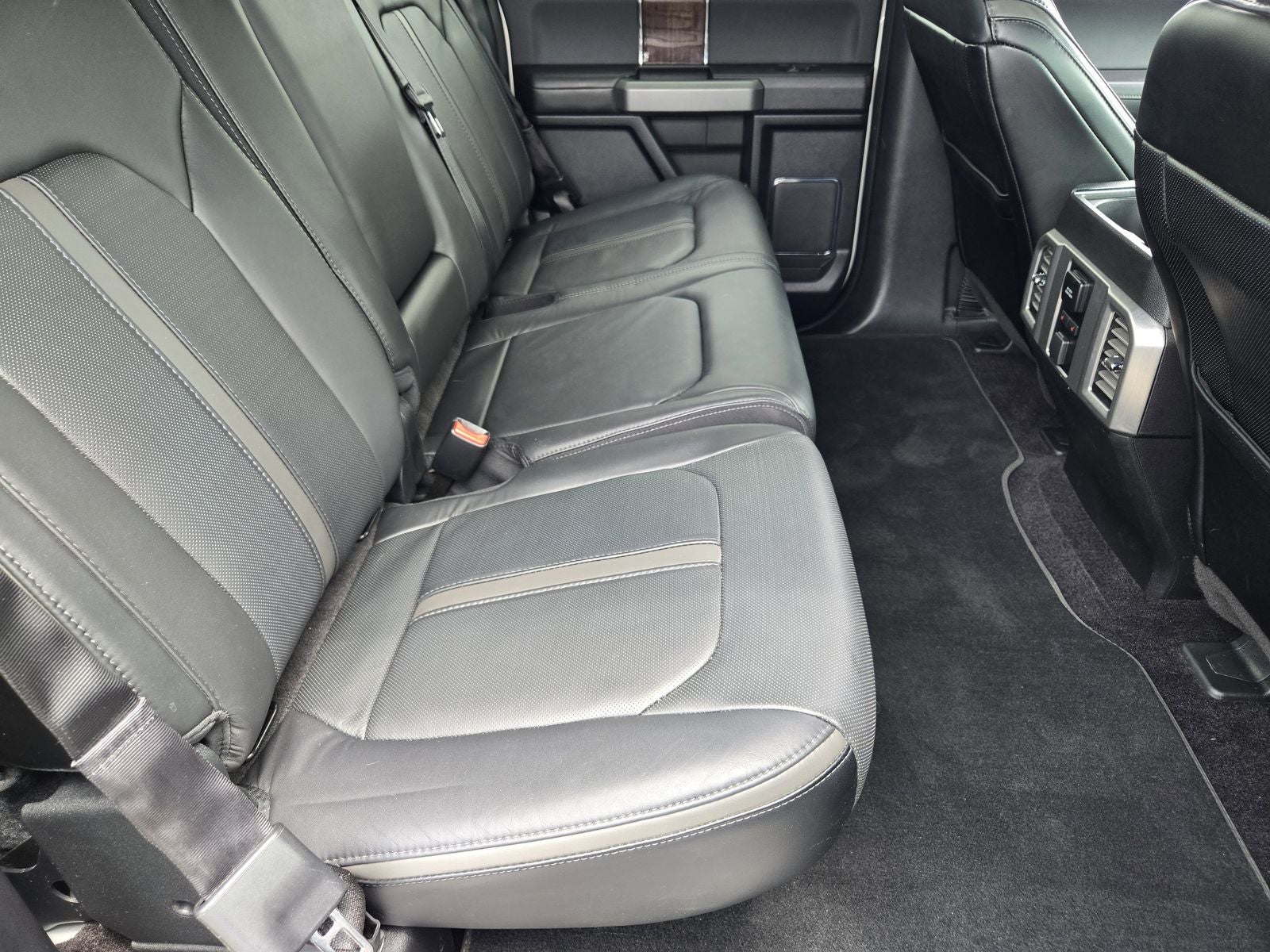 2016 Ford F-150 Platinum