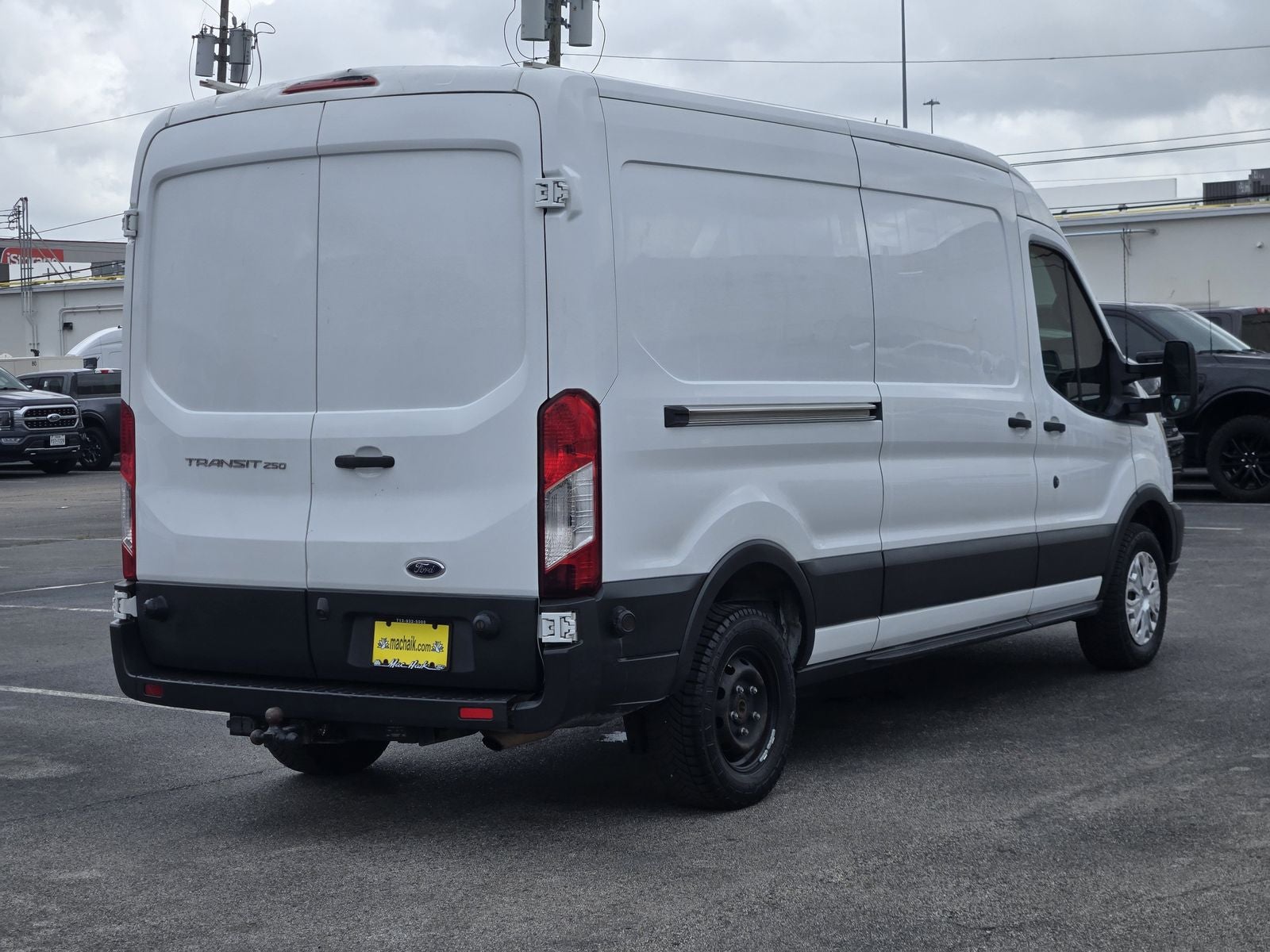 2017 Ford Transit-250 Base