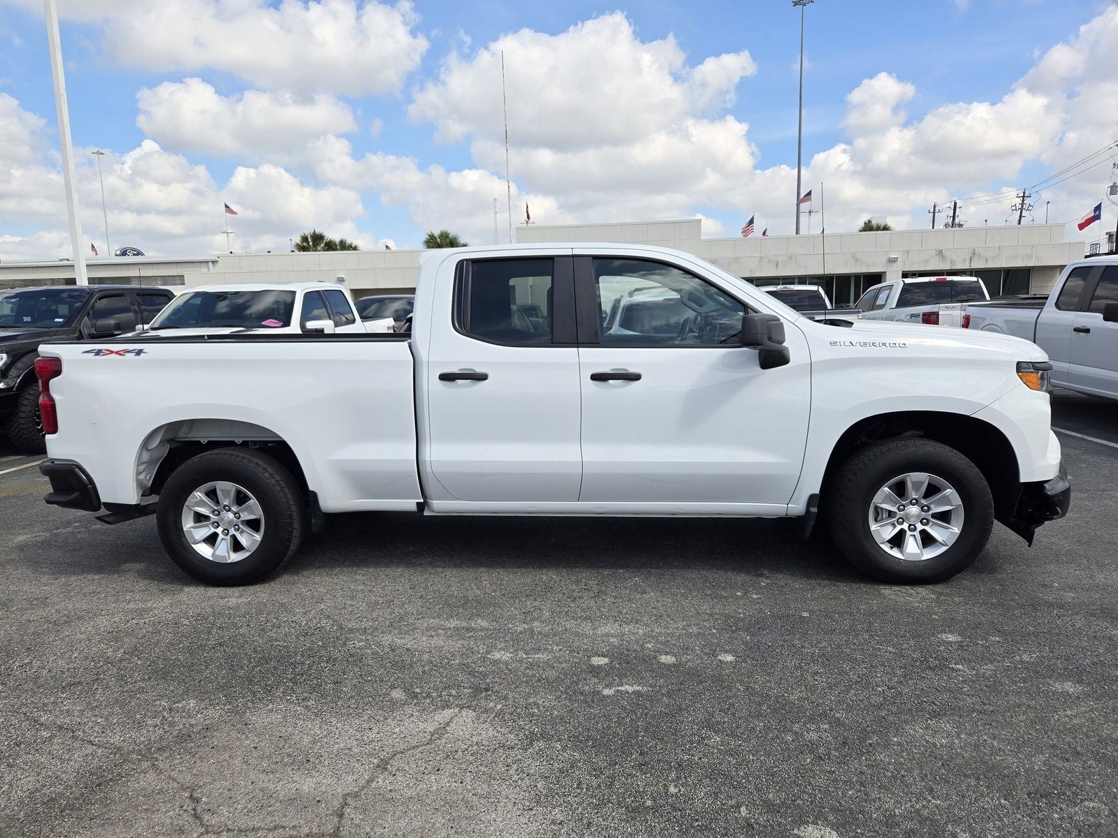 2022 Chevrolet Silverado 1500 WT