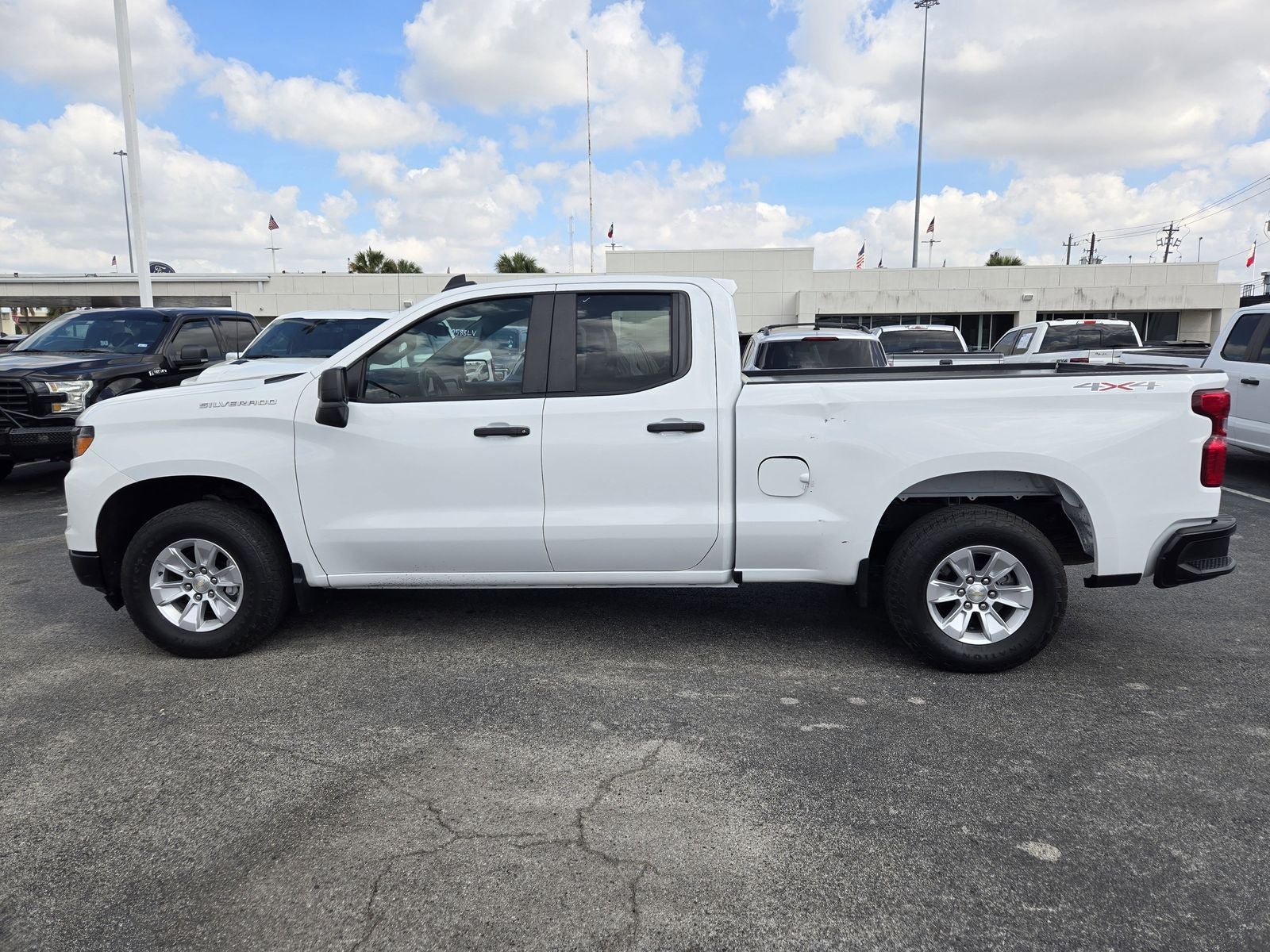 2022 Chevrolet Silverado 1500 WT