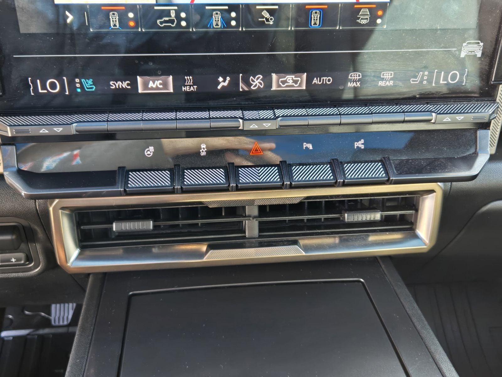 2024 GMC Hummer EV SUV 3X