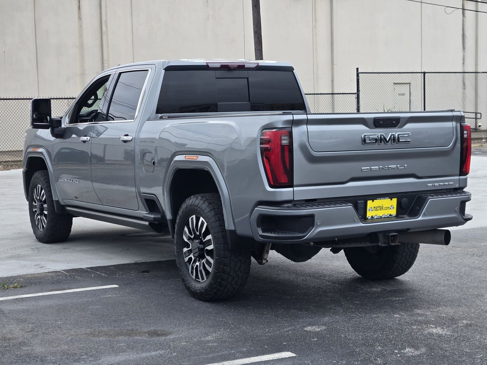 2024 GMC Sierra 2500HD Denali Ultimate