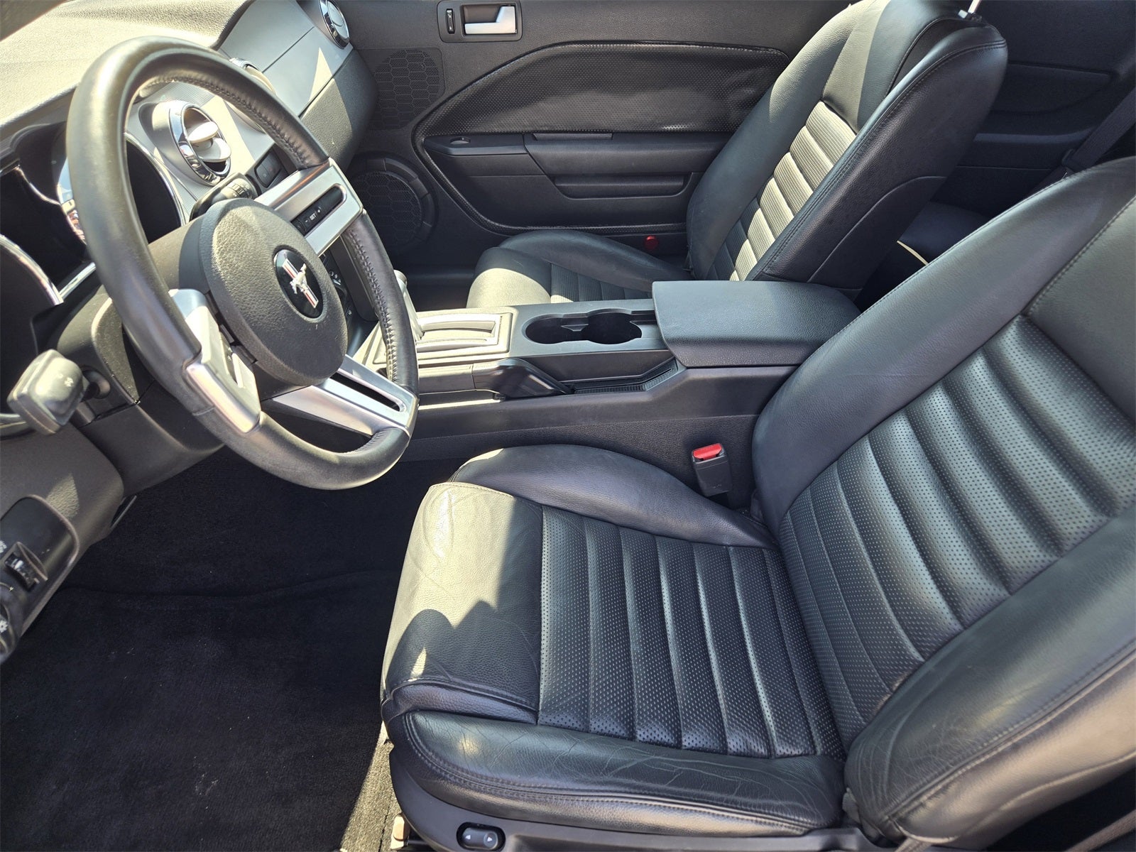 2005 Ford Mustang GT Premium