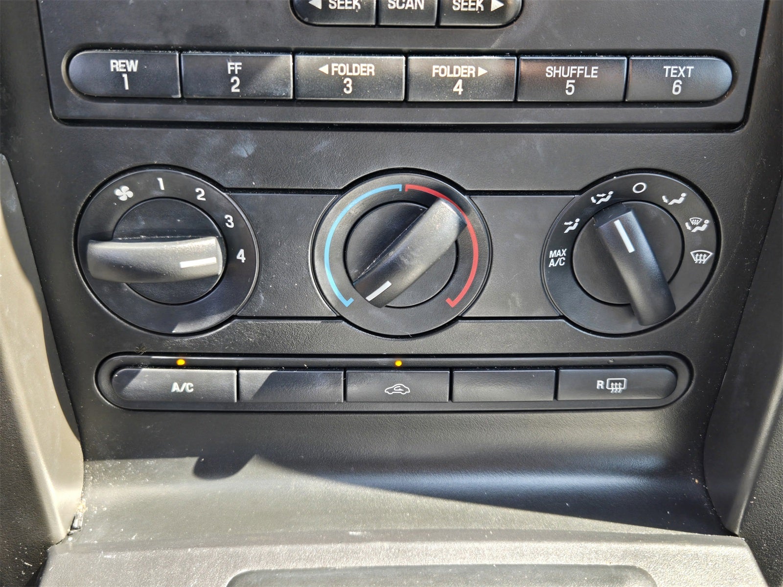 2005 Ford Mustang GT Premium