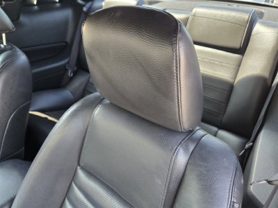 2005 Ford Mustang GT Premium