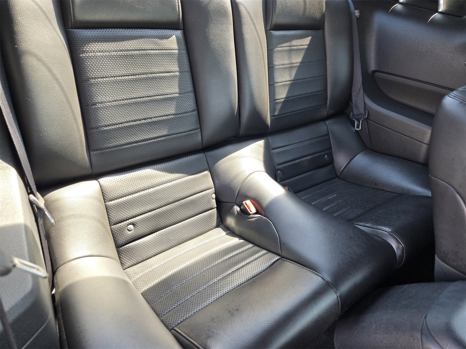 2005 Ford Mustang GT Premium