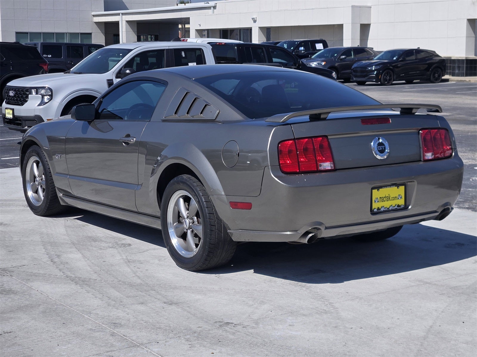 2005 Ford Mustang GT Premium