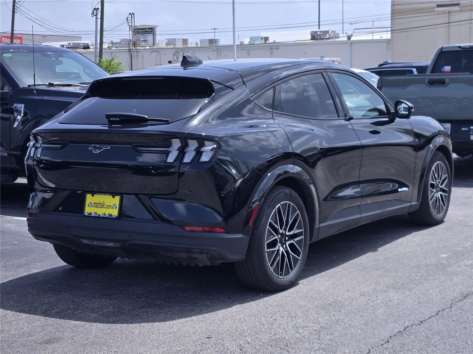 2025 Ford MUSTANG MACH-E PREMIUM