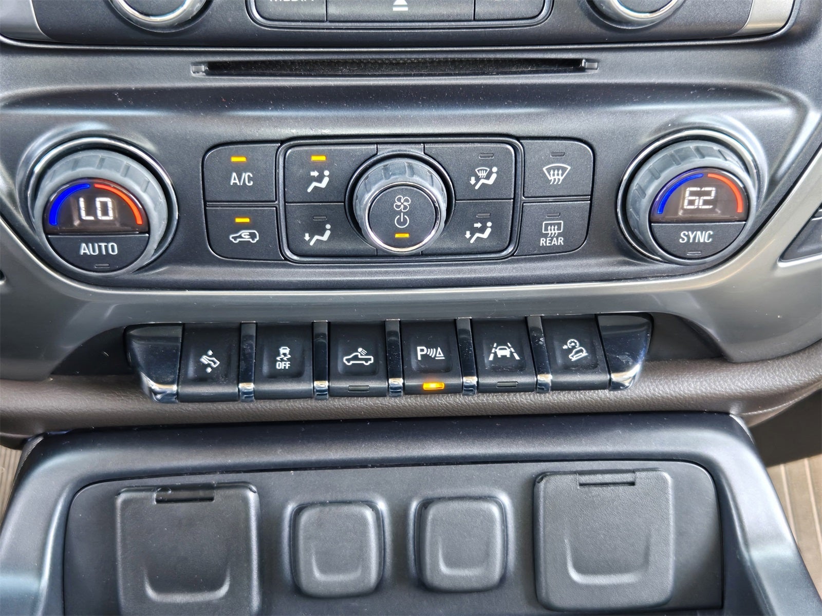 2018 Chevrolet Silverado 1500 LTZ 2LZ