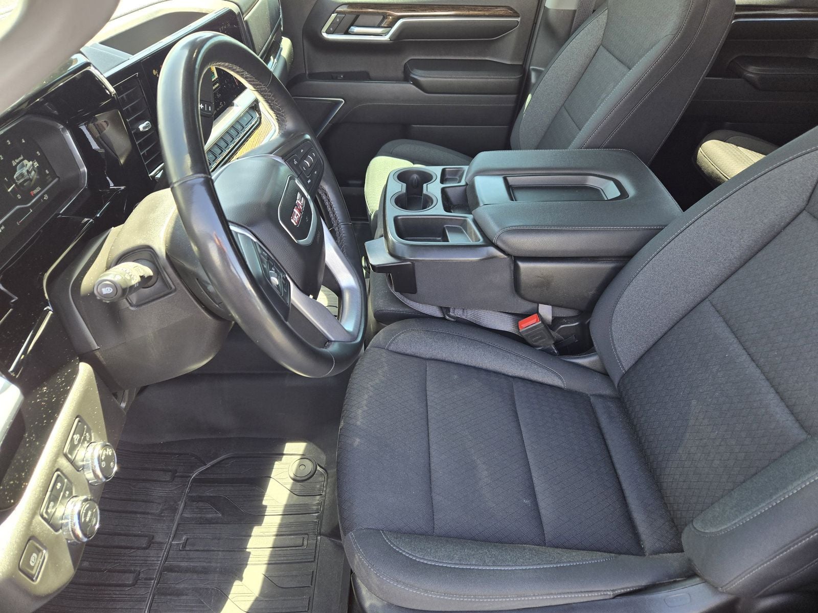 2023 GMC Sierra 1500 SLE