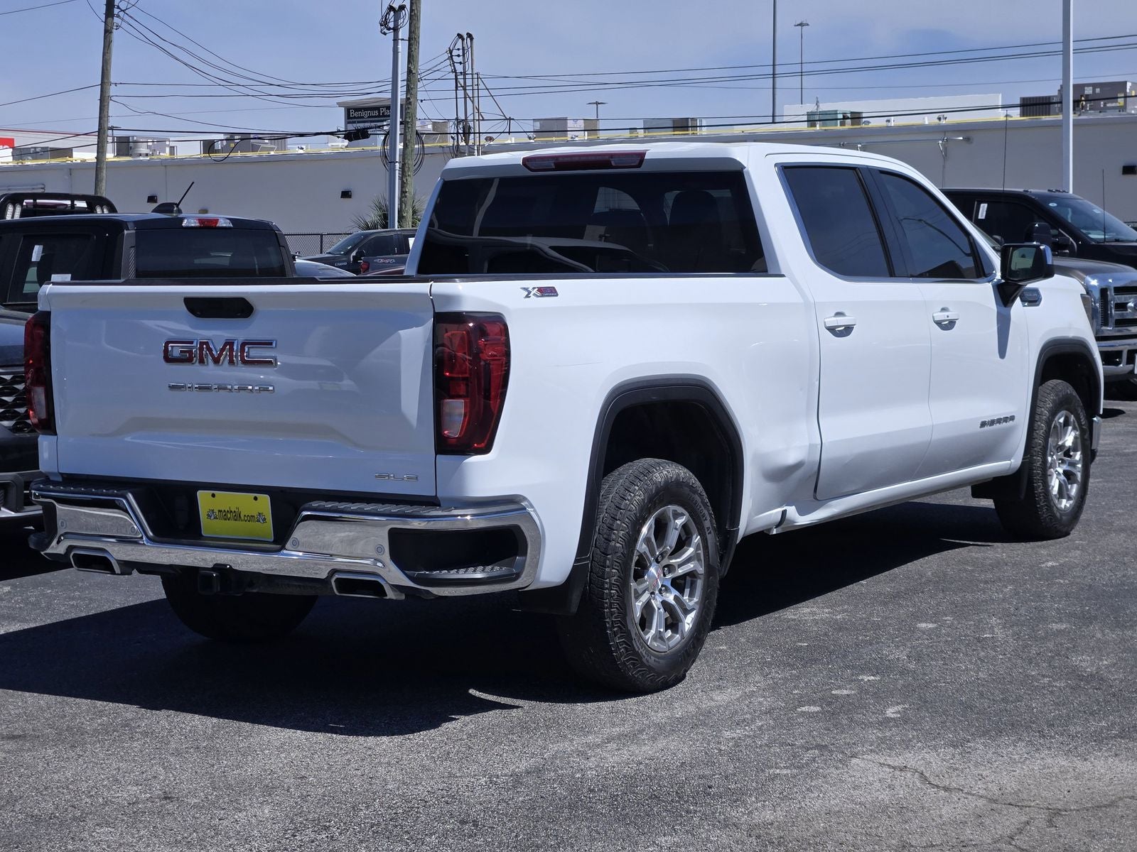 2023 GMC Sierra 1500 SLE
