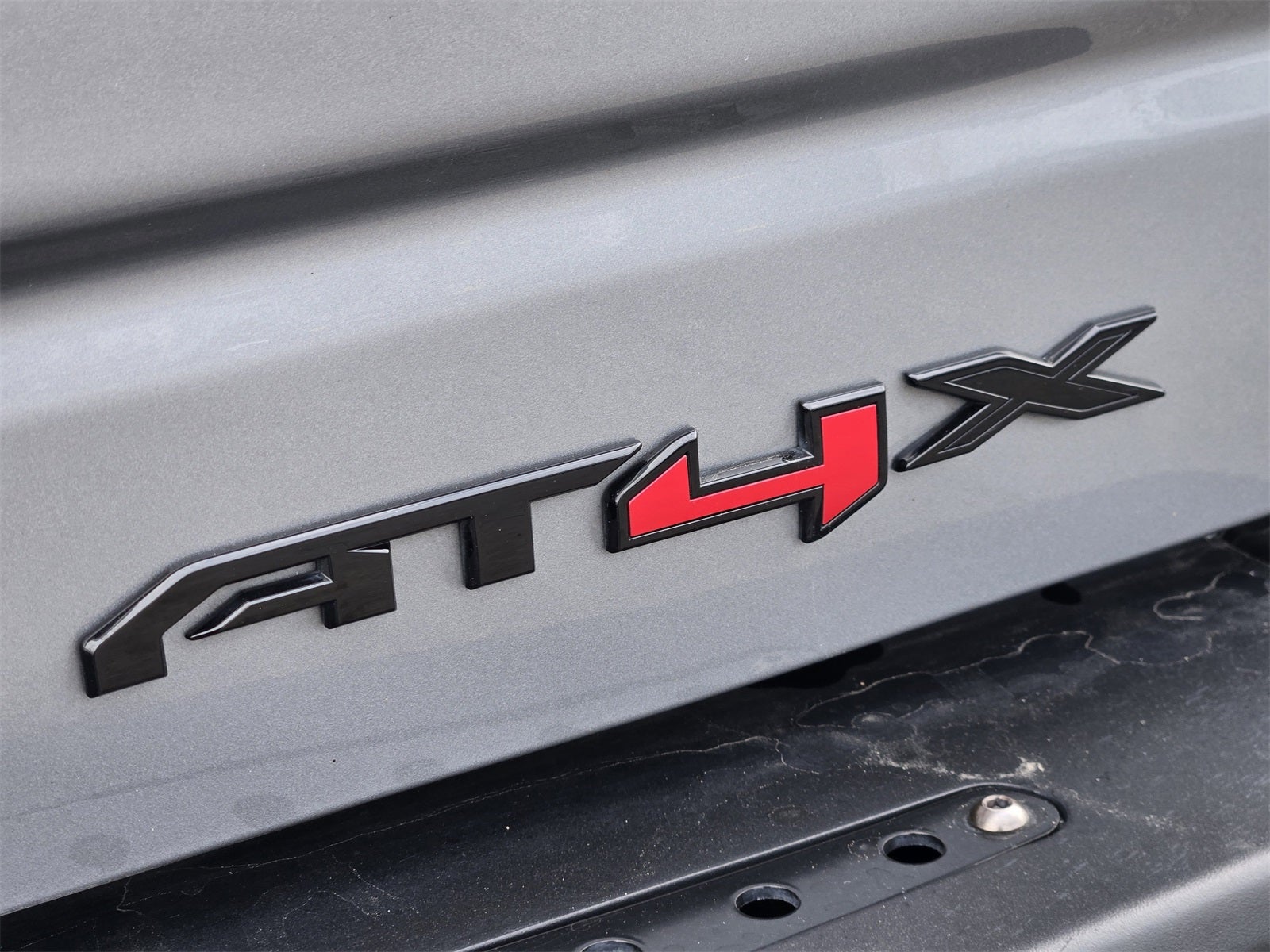 2024 GMC Sierra 1500 AT4X