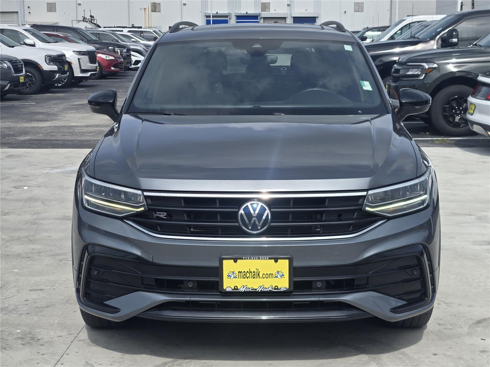 2023 Volkswagen Tiguan 2.0T SE R-Line Black
