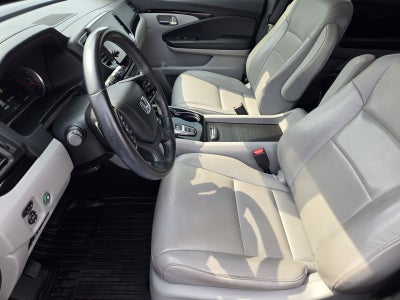 2021 Honda Pilot Touring 7 Passenger