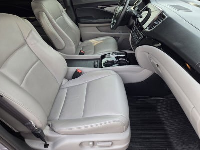 2021 Honda Pilot Touring 7 Passenger