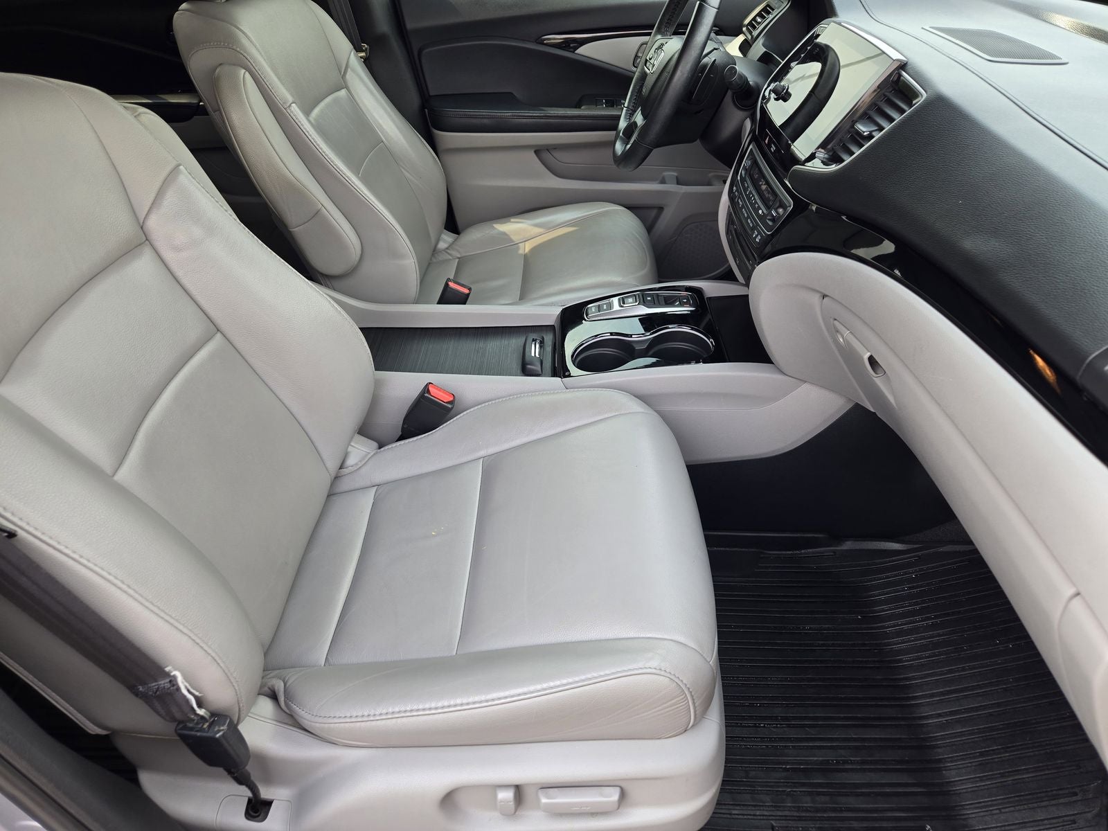 2021 Honda Pilot Touring 7 Passenger