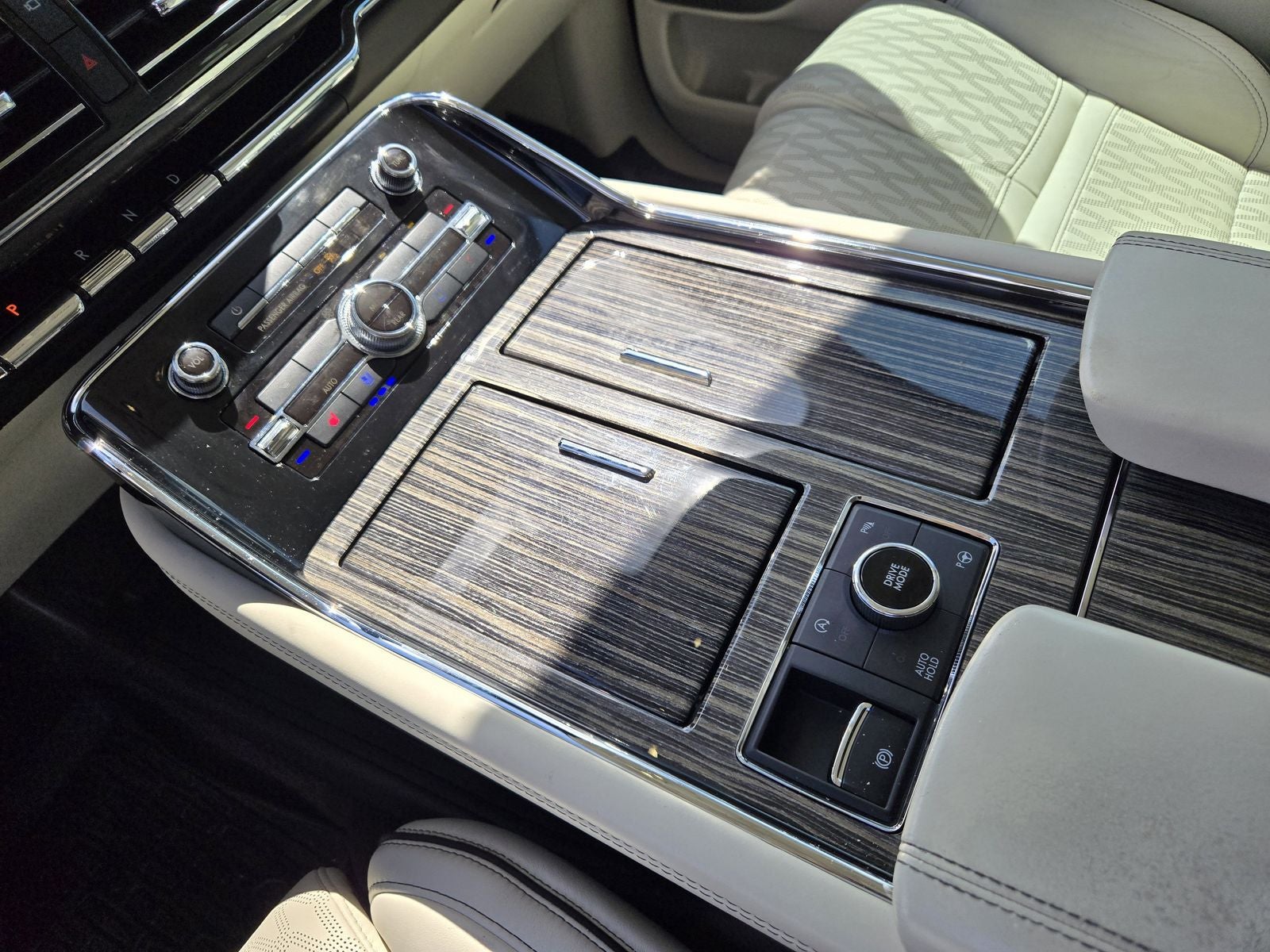 2019 Lincoln Navigator L Black Label