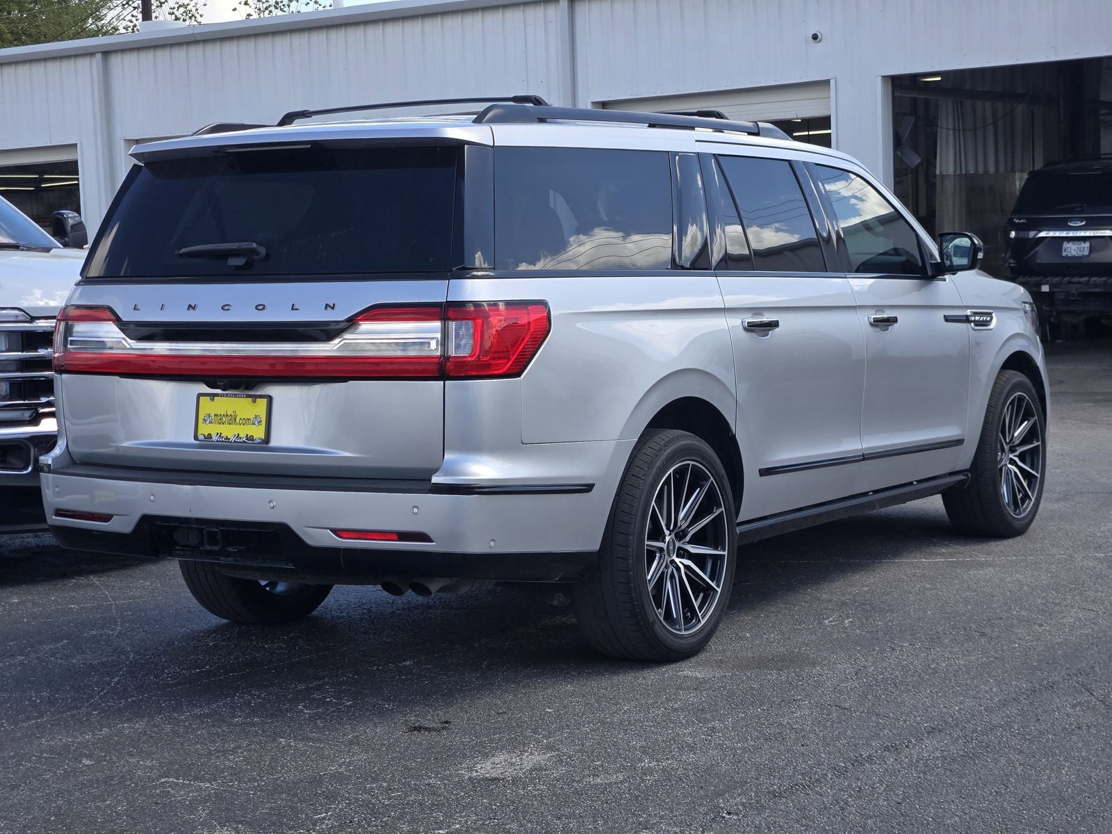 2019 Lincoln Navigator L Black Label