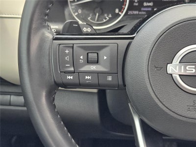 2022 Nissan Pathfinder SV