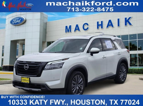 2023 Nissan Pathfinder SL