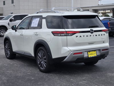 2023 Nissan Pathfinder SL