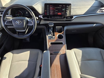 2022 Toyota Sienna XLE