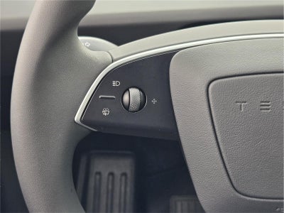2026 Tesla Model Y Base