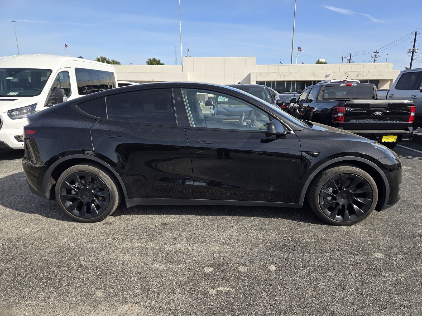 2024 Tesla Model Y Long Range