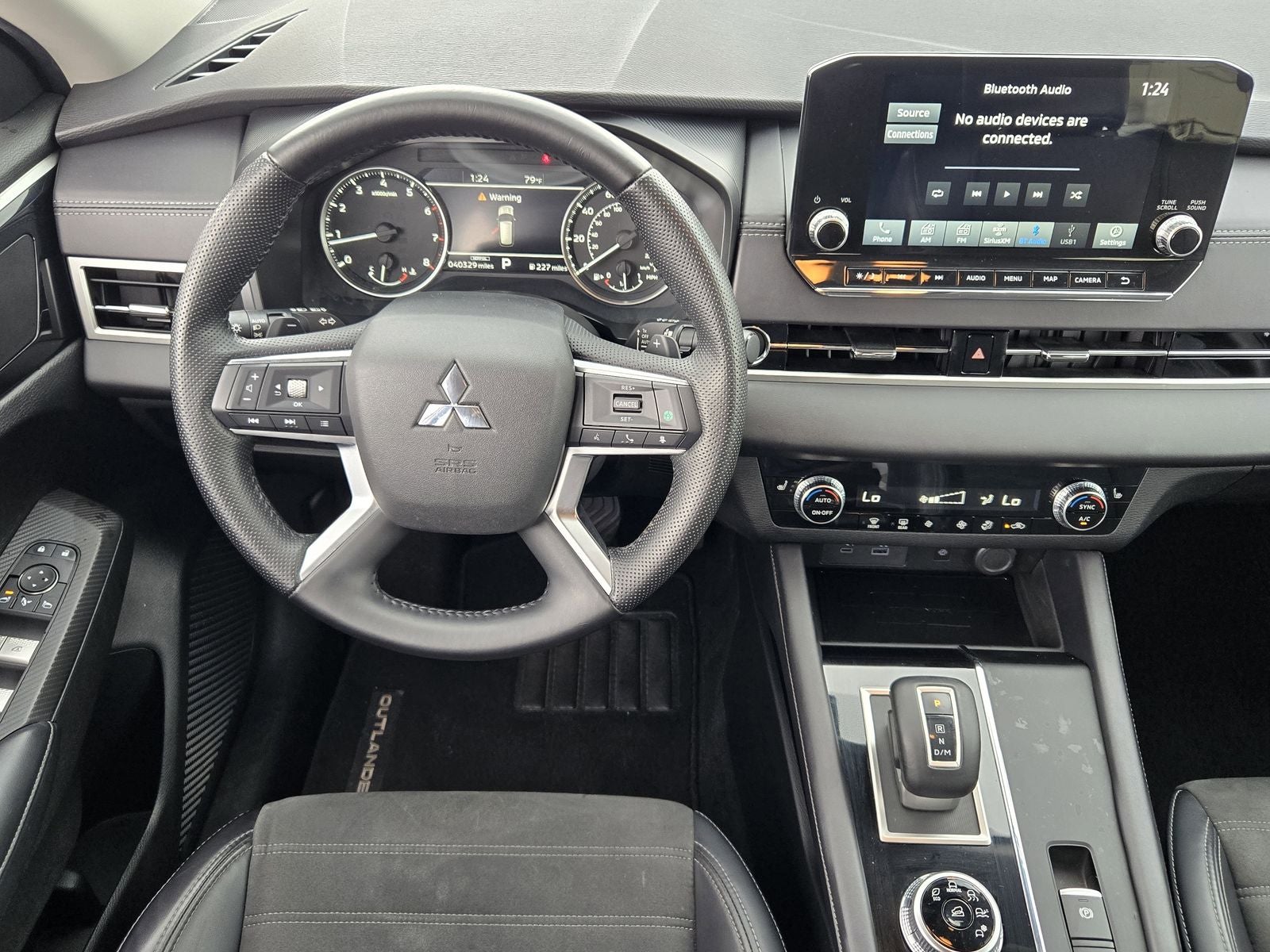 2024 Mitsubishi Outlander SE